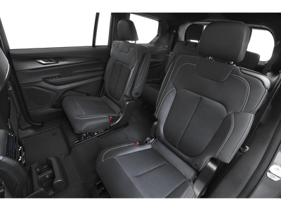 2027 Jeep Grand Cherokee Laredo