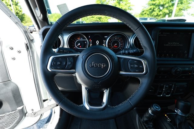 2023 Jeep Wrangler 4-Door Sahara 4x4