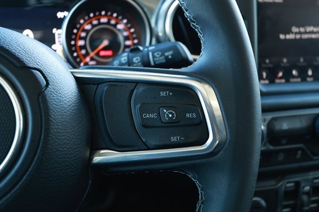 2023 Jeep Wrangler 4-Door Sahara 4x4