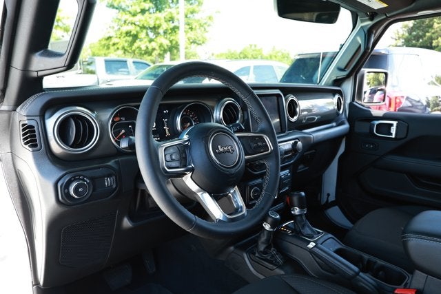 2023 Jeep Wrangler 4-Door Sahara 4x4