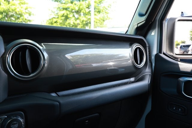 2023 Jeep Wrangler 4-Door Sahara 4x4