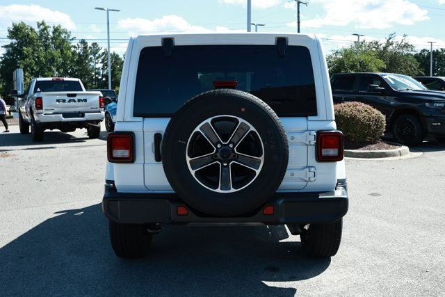 2023 Jeep Wrangler 4-Door Sahara 4x4
