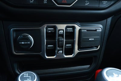 2018 Jeep Wrangler Unlimited Sahara 4x4