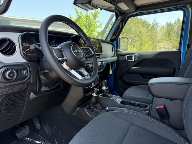 2025 Jeep Wrangler WRANGLER 4-DOOR SAHARA