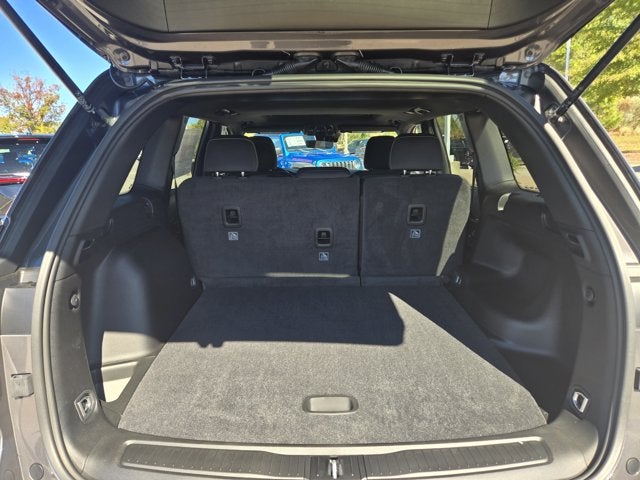 2025 Jeep Grand Cherokee GRAND CHEROKEE LAREDO X 4X2