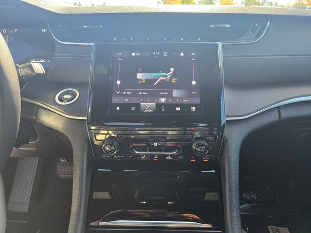 2025 Jeep Grand Cherokee GRAND CHEROKEE LAREDO X 4X2