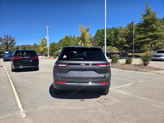 2025 Jeep Grand Cherokee GRAND CHEROKEE LAREDO X 4X2