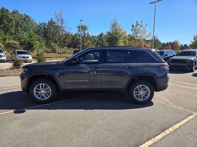 2025 Jeep Grand Cherokee GRAND CHEROKEE LAREDO X 4X2