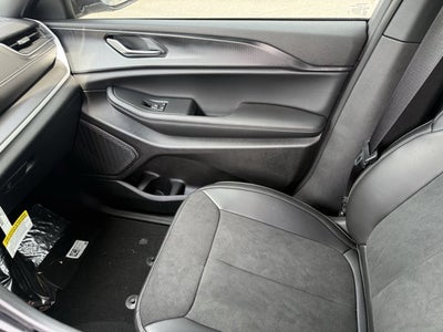 2025 Jeep Grand Cherokee GRAND CHEROKEE ALTITUDE 4X2