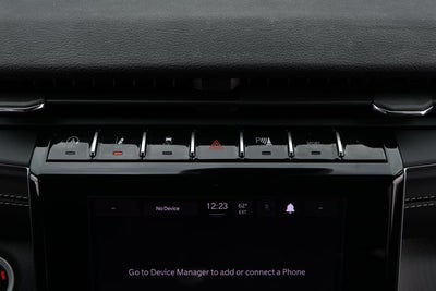 2025 Jeep Grand Cherokee GRAND CHEROKEE LAREDO X 4X2