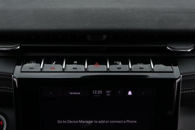 2025 Jeep Grand Cherokee GRAND CHEROKEE LAREDO X 4X2