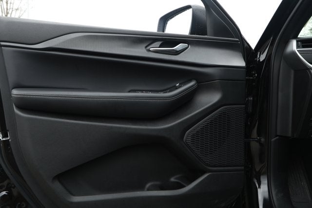 2025 Jeep Grand Cherokee GRAND CHEROKEE LAREDO X 4X2