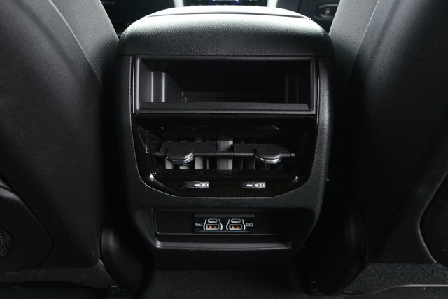 2025 Jeep Grand Cherokee GRAND CHEROKEE LAREDO X 4X2