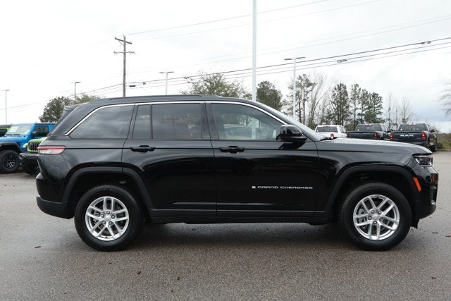 2025 Jeep Grand Cherokee GRAND CHEROKEE LAREDO X 4X2
