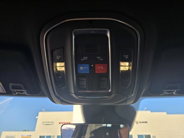 2025 Jeep Grand Cherokee GRAND CHEROKEE LAREDO X 4X2