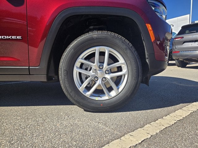 2025 Jeep Grand Cherokee GRAND CHEROKEE LAREDO X 4X2