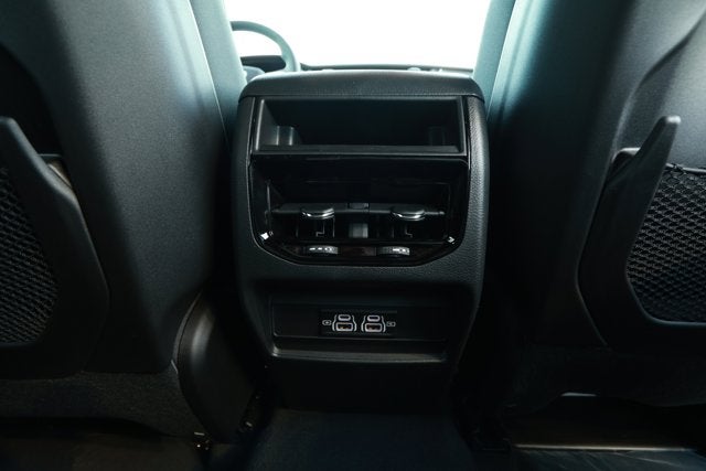 2025 Jeep Grand Cherokee GRAND CHEROKEE LAREDO X 4X2