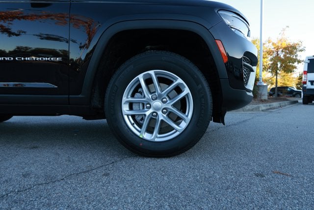 2025 Jeep Grand Cherokee GRAND CHEROKEE LAREDO X 4X2