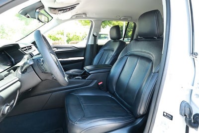 2023 Jeep Grand Cherokee Laredo 4x2