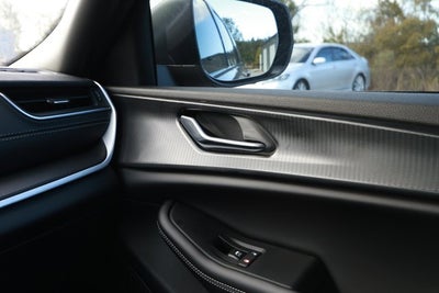 2025 Jeep Grand Cherokee GRAND CHEROKEE LAREDO X 4X2