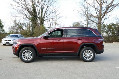 2025 Jeep Grand Cherokee GRAND CHEROKEE LAREDO X 4X2