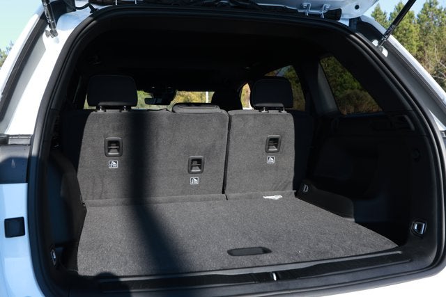 2025 Jeep Grand Cherokee GRAND CHEROKEE LAREDO X 4X2