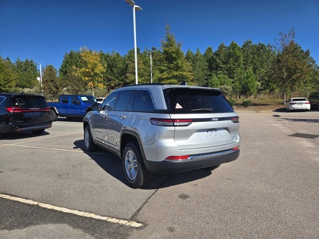 2025 Jeep Grand Cherokee GRAND CHEROKEE LAREDO X 4X2