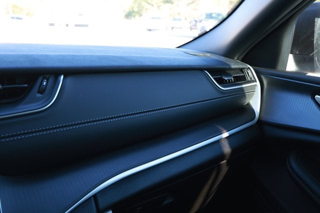 2025 Jeep Grand Cherokee GRAND CHEROKEE LAREDO X 4X2