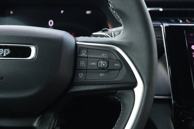 2025 Jeep Grand Cherokee GRAND CHEROKEE LAREDO X 4X2