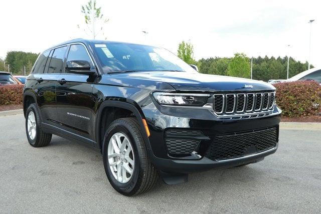 2025 Jeep Grand Cherokee GRAND CHEROKEE LAREDO X 4X2