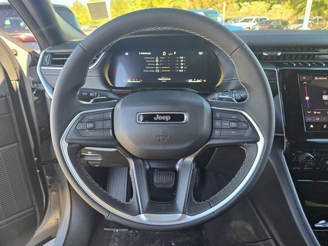 2025 Jeep Grand Cherokee GRAND CHEROKEE LAREDO X 4X2