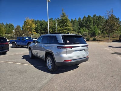 2025 Jeep Grand Cherokee GRAND CHEROKEE LAREDO X 4X2