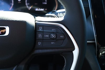 2025 Jeep Grand Cherokee GRAND CHEROKEE LAREDO X 4X2