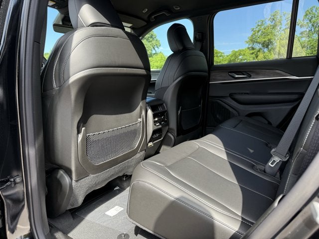 2025 Jeep Grand Cherokee GRAND CHEROKEE LIMITED 4X2