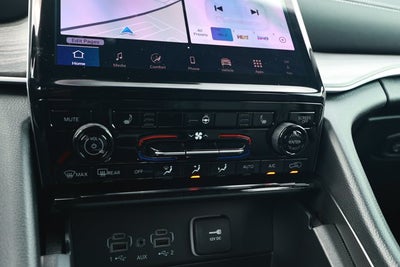 2025 Jeep Grand Cherokee Limited 4x2