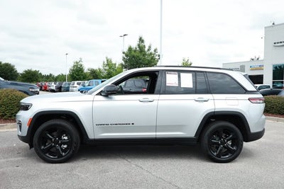 2025 Jeep Grand Cherokee Limited 4x2
