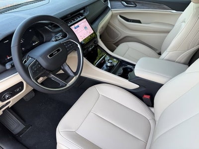 2025 Jeep Grand Cherokee GRAND CHEROKEE LIMITED 4X2