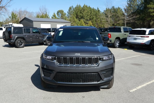 2025 Jeep Grand Cherokee GRAND CHEROKEE LAREDO X 4X4