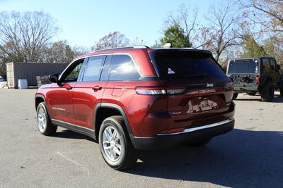 2025 Jeep Grand Cherokee GRAND CHEROKEE LAREDO X 4X4