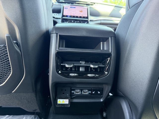 2025 Jeep Grand Cherokee GRAND CHEROKEE OVERLAND 4X4