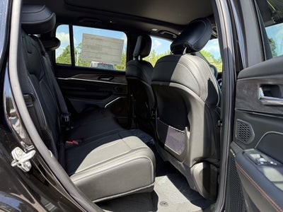 2025 Jeep Grand Cherokee GRAND CHEROKEE OVERLAND 4X4