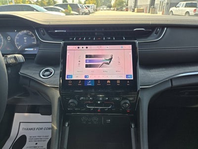 2025 Jeep Grand Cherokee GRAND CHEROKEE OVERLAND 4X4