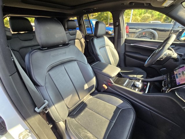 2025 Jeep Grand Cherokee GRAND CHEROKEE OVERLAND 4X4