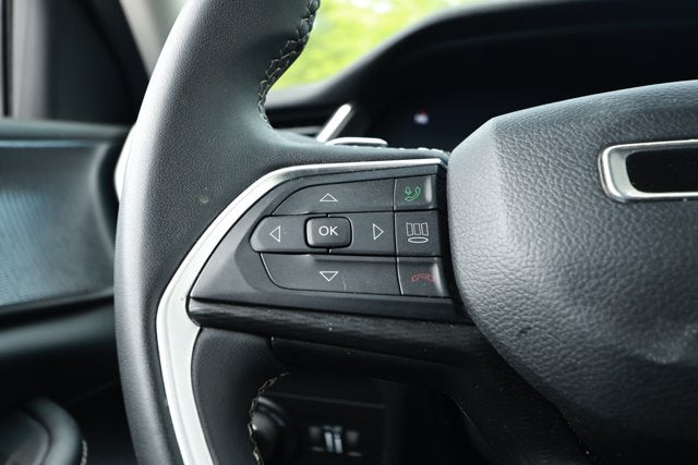 2023 Jeep Grand Cherokee L Laredo 4x2