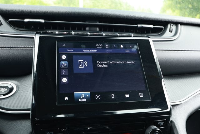 2023 Jeep Grand Cherokee L Laredo 4x2