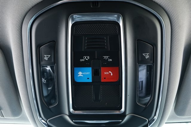 2023 Jeep Grand Cherokee L Laredo 4x2