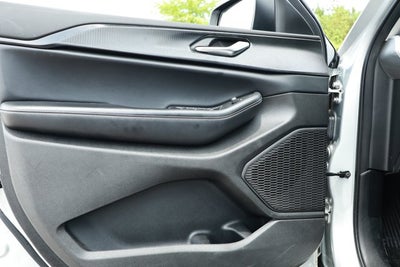 2023 Jeep Grand Cherokee L Laredo 4x2