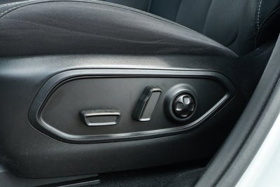 2023 Jeep Grand Cherokee L Laredo 4x2
