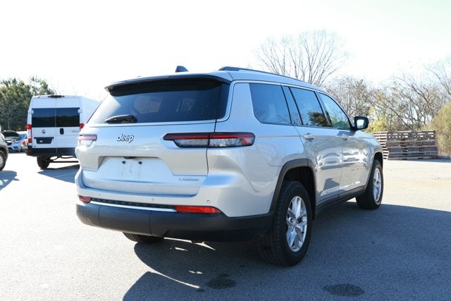 2023 Jeep Grand Cherokee L Laredo 4x2