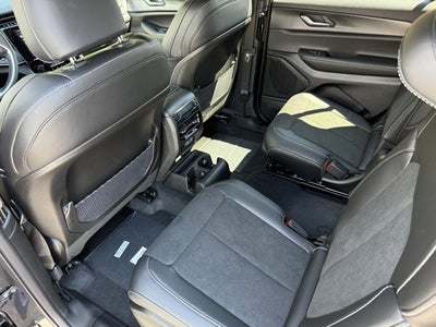 2025 Jeep Grand Cherokee GRAND CHEROKEE L ALTITUDE 4X2